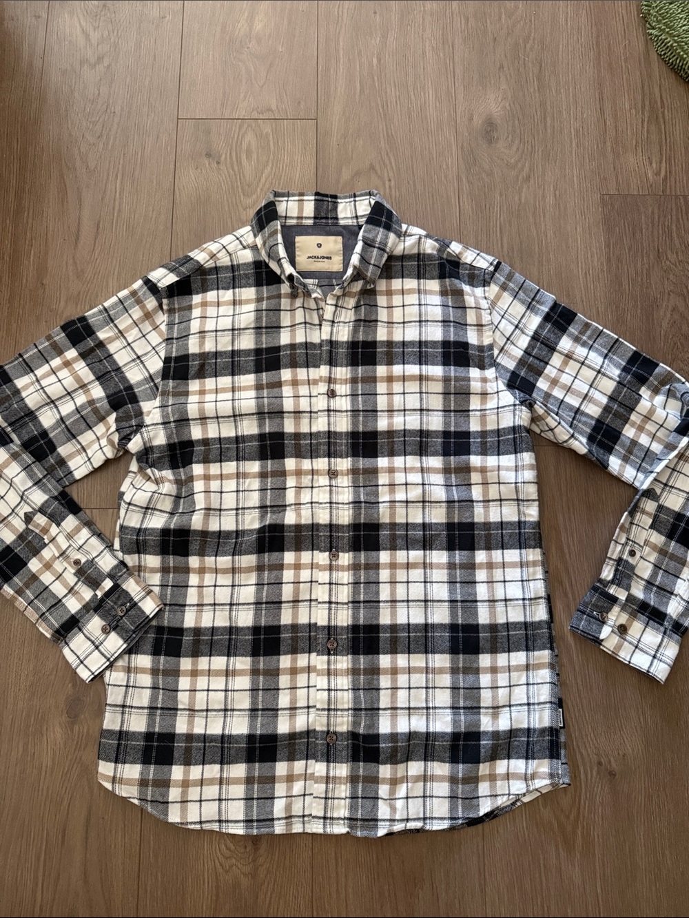 Jack & Jones Casual Plaid Button-Down Shirt in Black, White & Brown